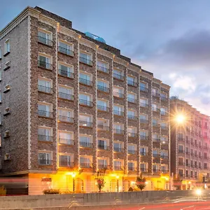https://apartamentos-casa-dann-carlton.hotels-bogota.net